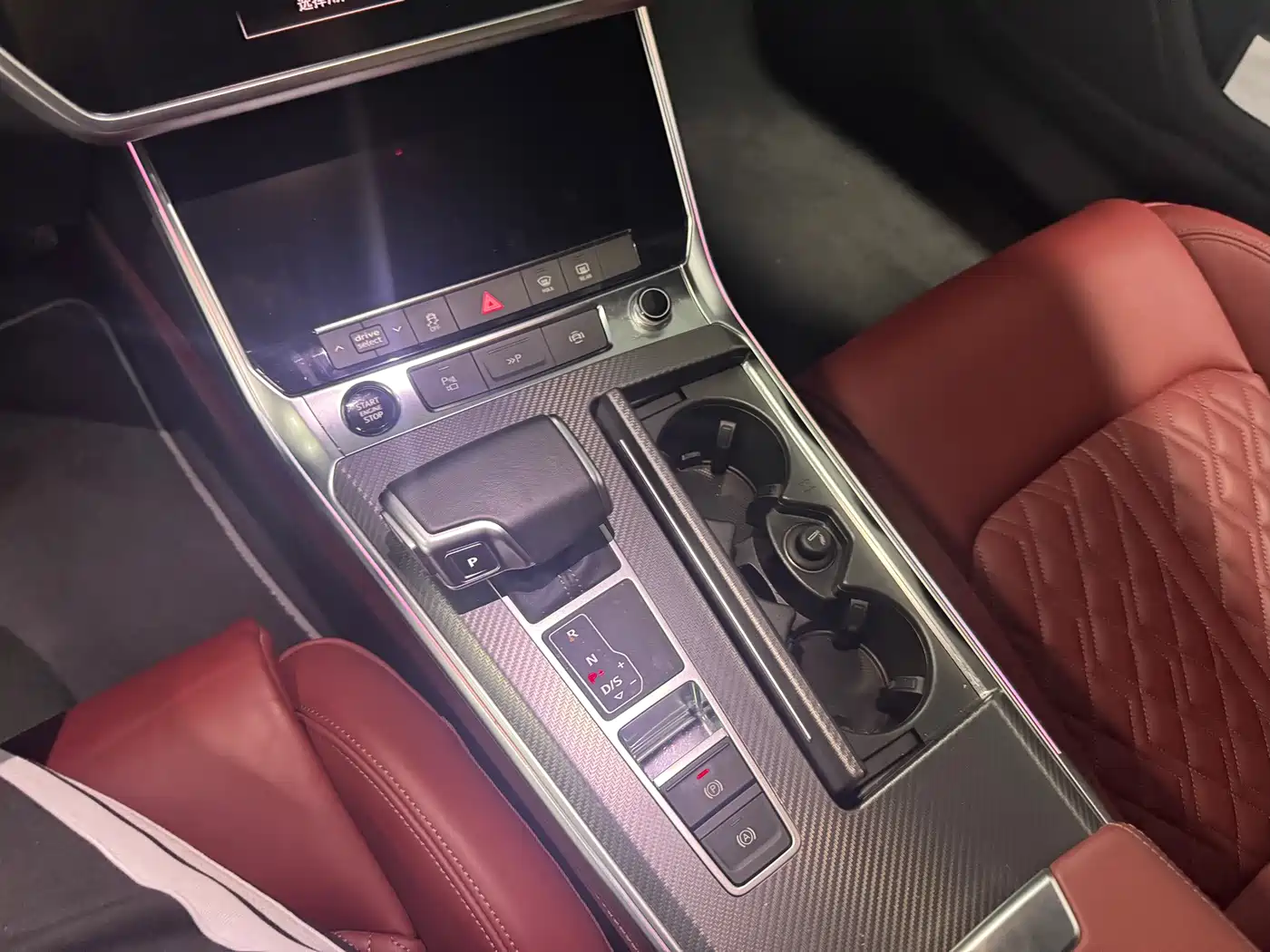 Audi A7L 2024 45TFSI S-line Dream Edition Crystal Package фото 16