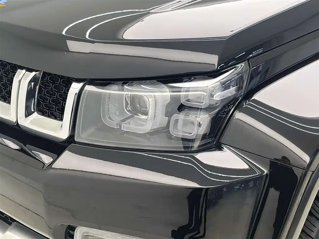 BAIC ORV Beijing Offroad BJ40 2024 2.0T Urban Hunter Glory Edition фото 6
