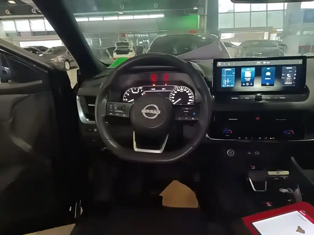 Nissan Qashqai 2025 2023 Model 1.3T CVT Luxury Edition