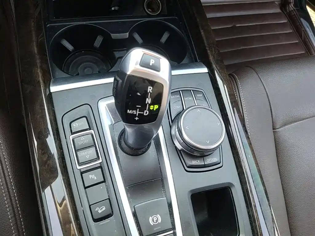 BMW X5 (Import) 2017 xDrive28i фото 14
