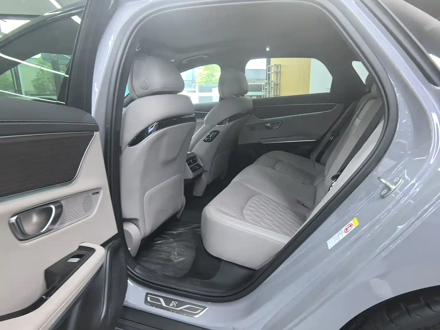 BYD Han 2025 DM-i 125KM LiDAR Smart Driving фото 10