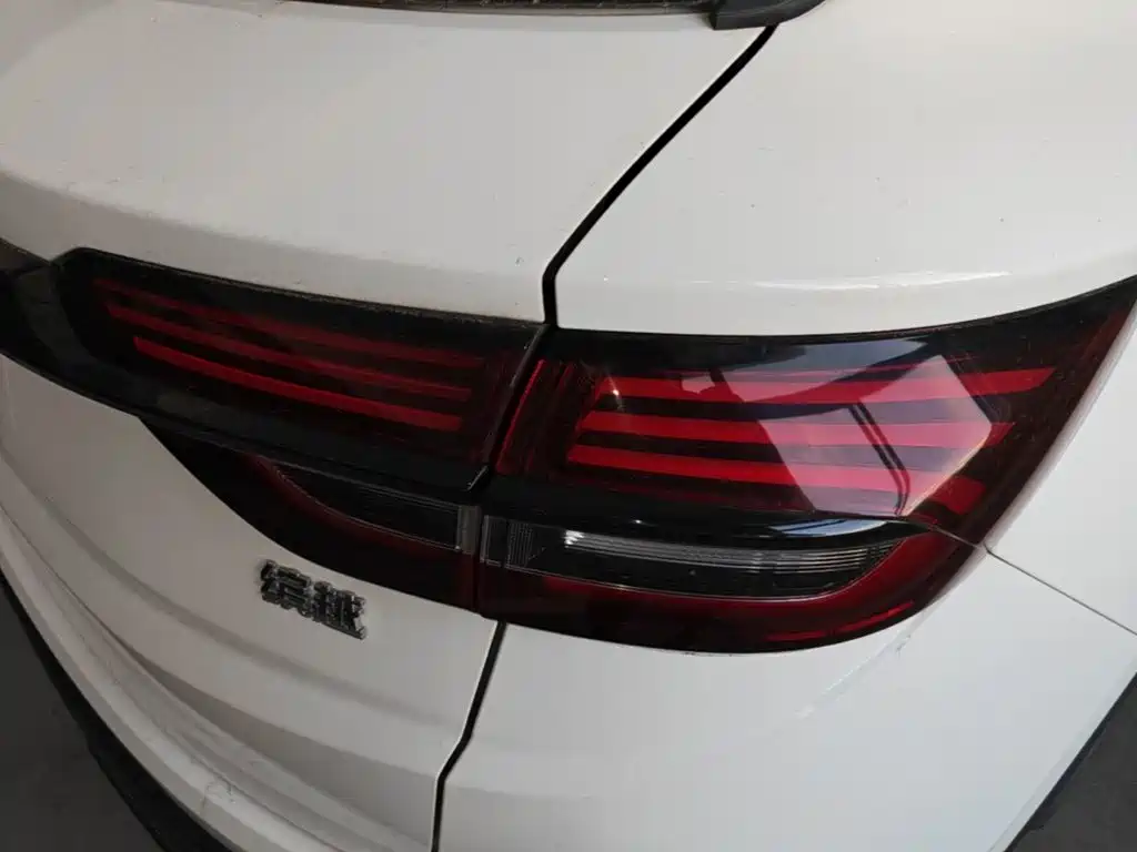 Geely Coolray 2024 2023 1.5T DCT Platinum Edition