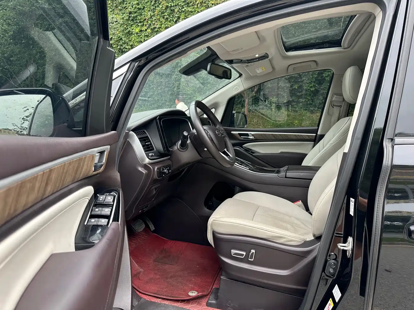 GAC Trumpchi Trumpchi M8 2021 Leading Show Series 390T Prestige Edition фото 9
