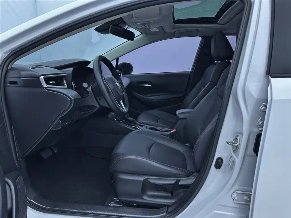 Toyota Corolla 2021 1.2T S-CVT Elite PLUS Edition фото 10