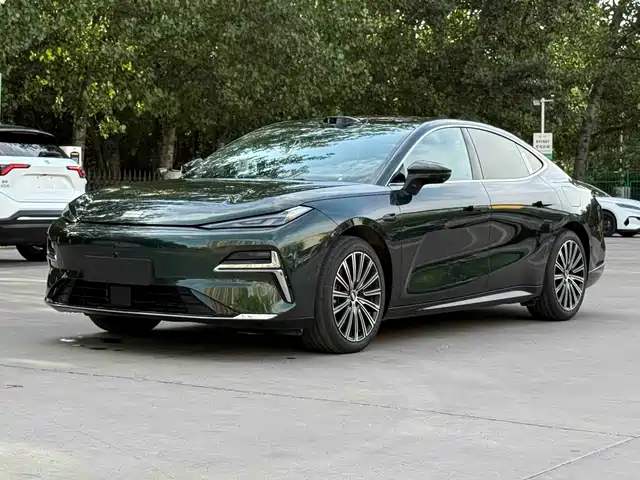 Geely Galaxy Galaxy Xingyao 8 2026