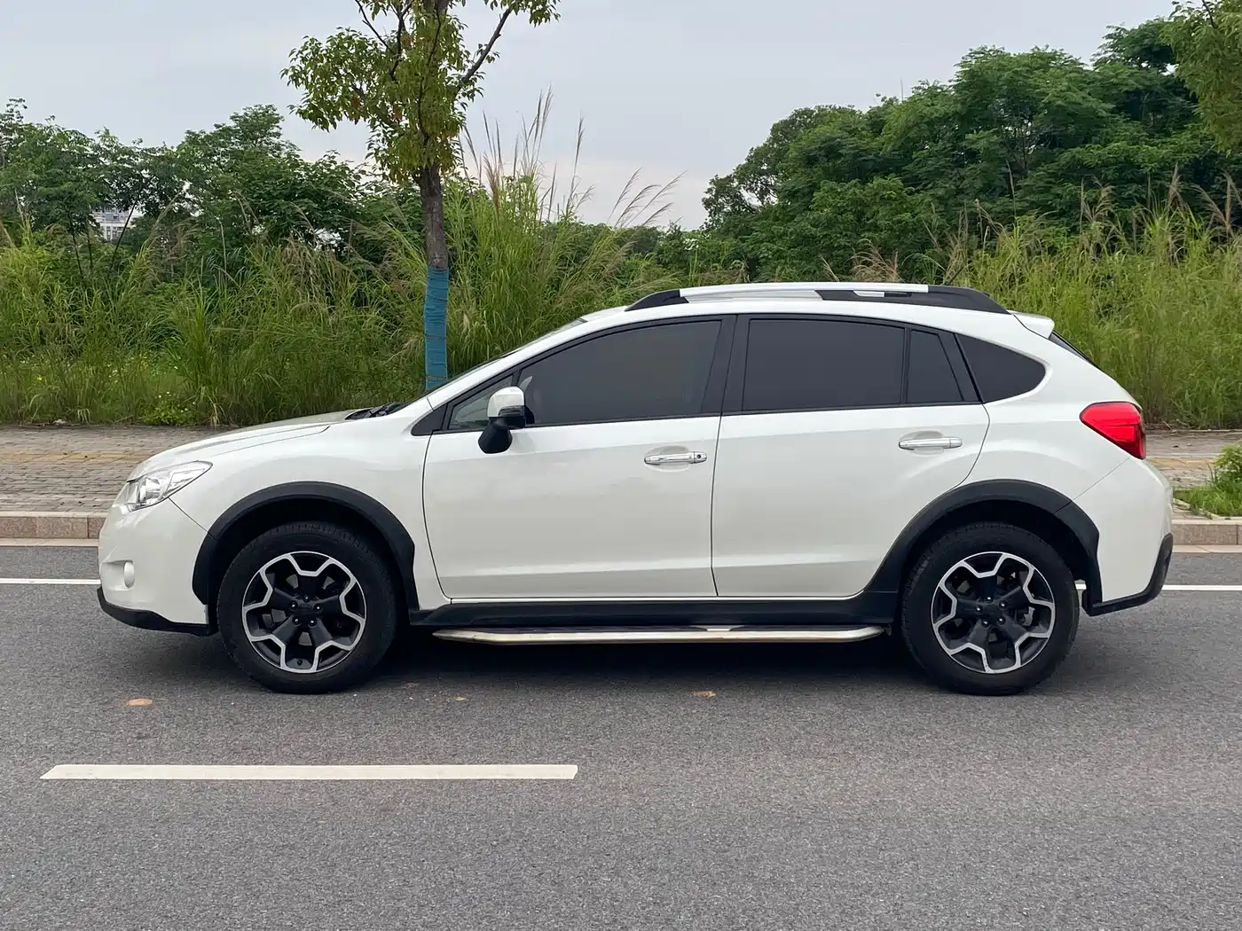 Subaru XV 2014 2.0i Elite фото 10