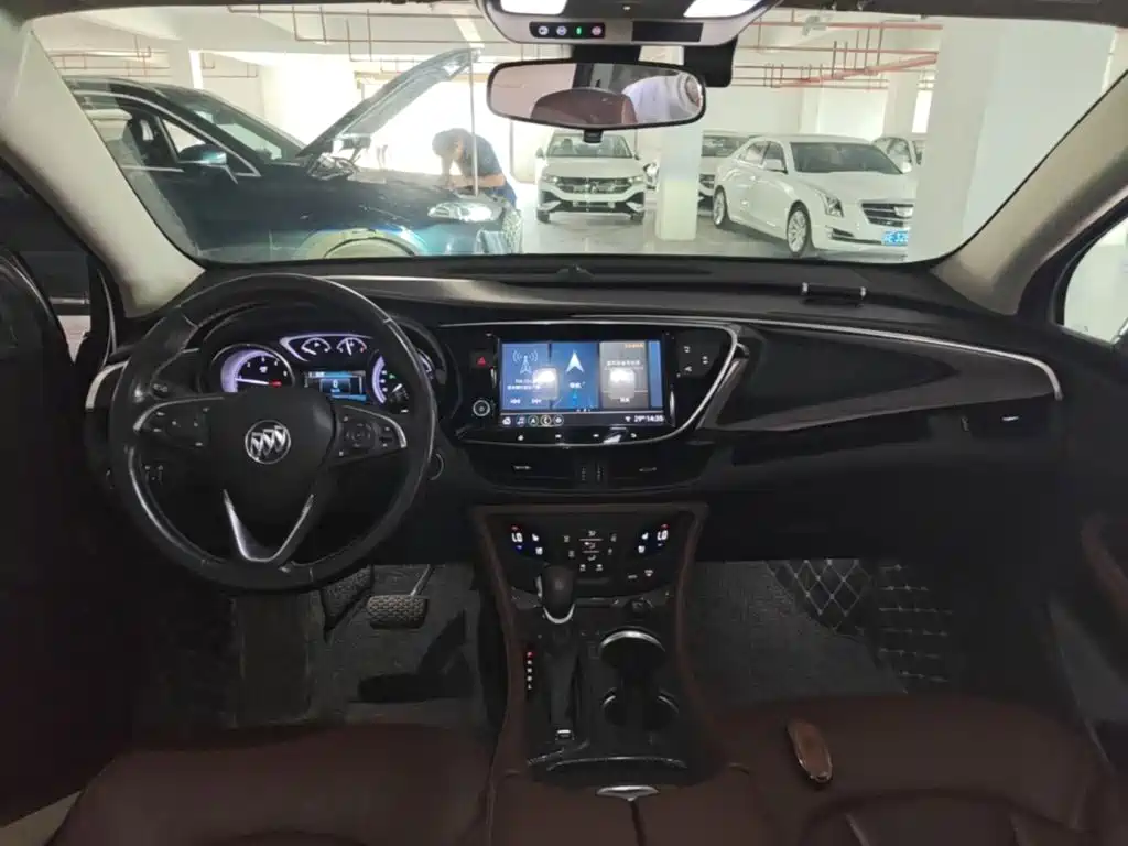 Photo 10 - Buick Envision Plus