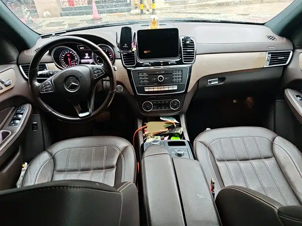 Mercedes-Benz GLE 2018 GLE 320 4MATIC Dynamic Ultimate Edition фото 13