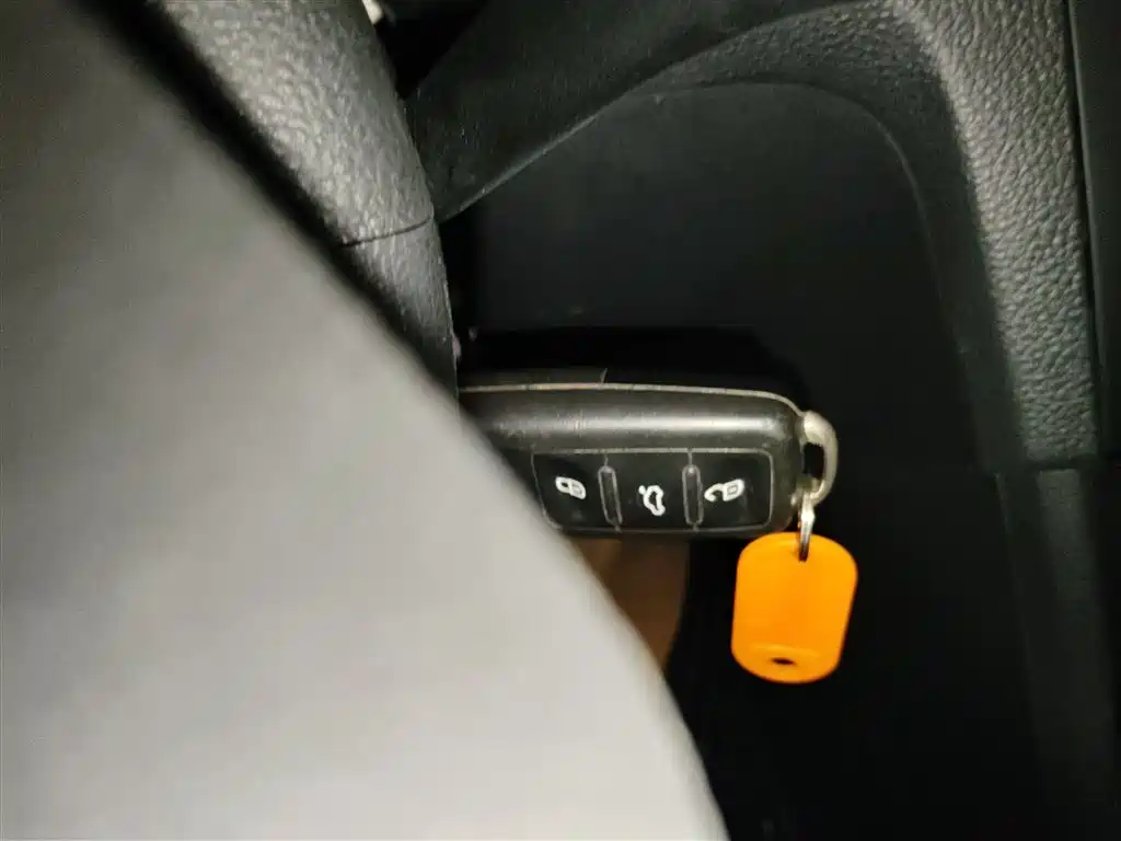 Škoda Skoda Rapid Spaceback 2019 1.5L Automatic Comfort Edition фото 18