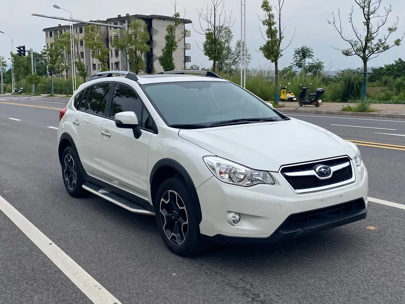 Subaru XV 2014 2.0i Elite фото 3