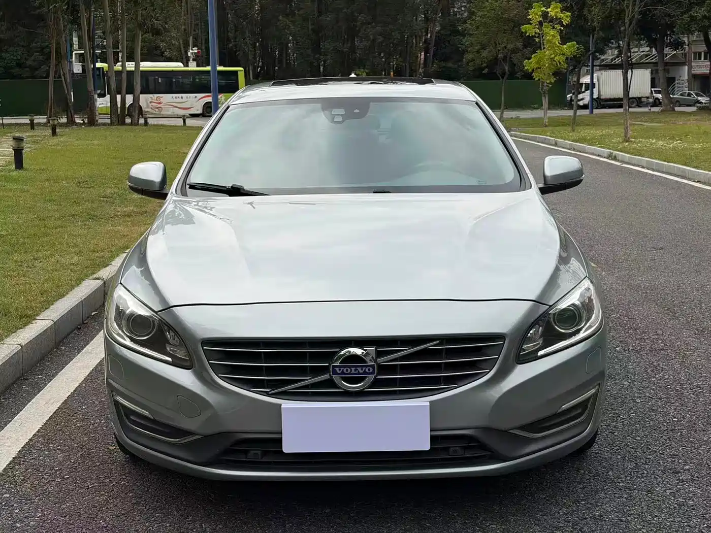 Volvo S60 (Import) 2014 2014 T5 Elegance Edition