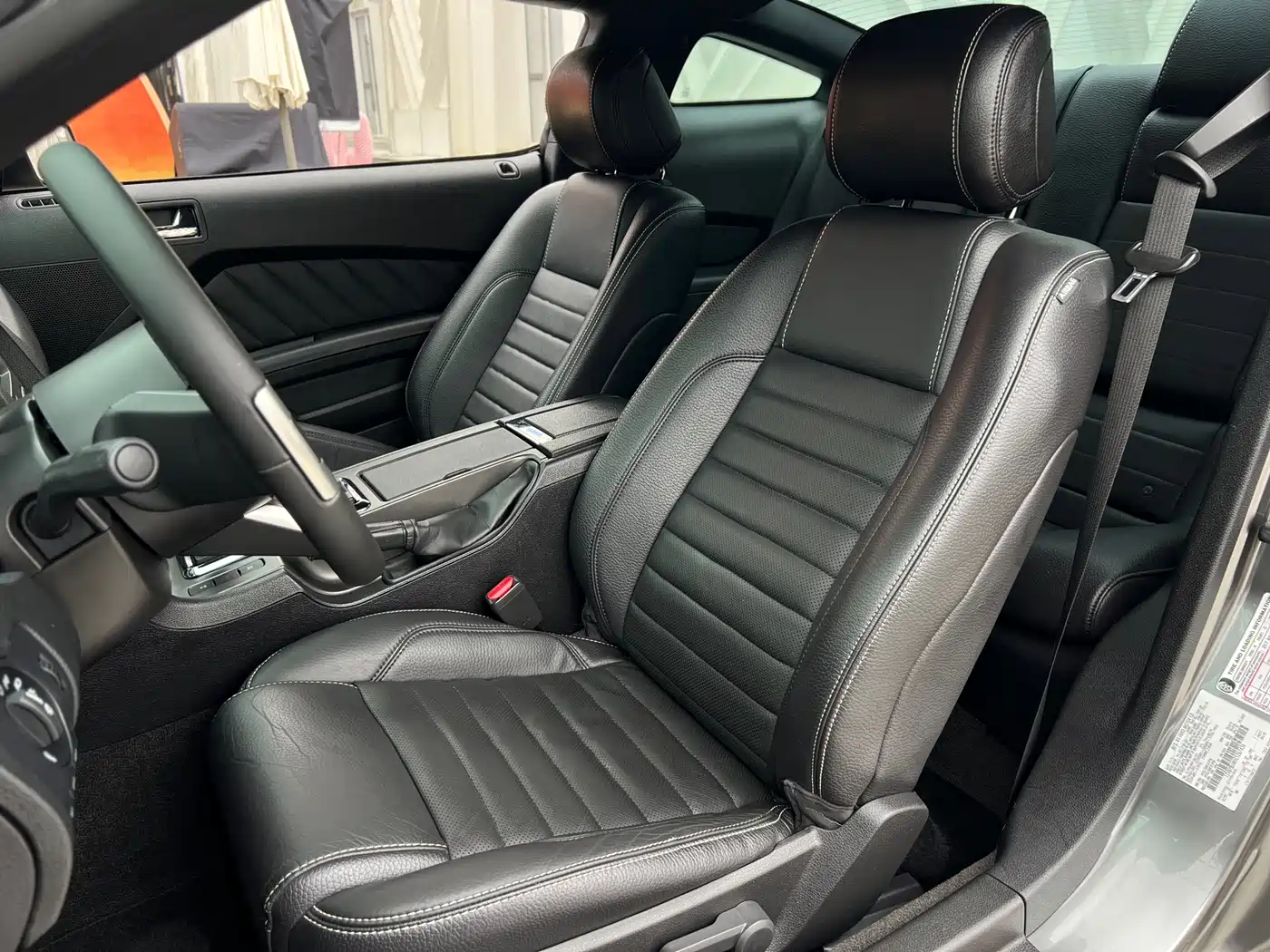 Ford Mustang 2013 Model 3.7L Automatic Standard фото 23