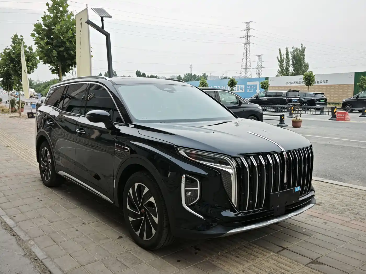 Hongqi HS7 PHEV 2024 2.0T PHEV AWD Qichang Edition 7-seater фото 7