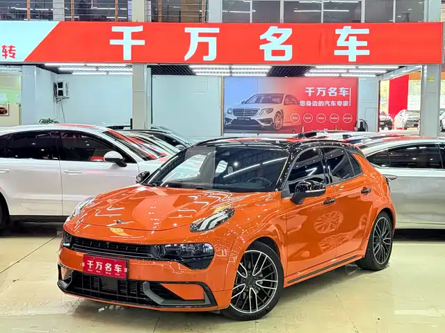 LYNK & CO. 02 HATCHBACK