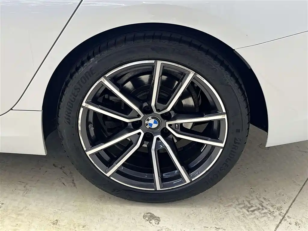 BMW 3 Series 2021 Second Facelift 320Li M Sport Package фото 9