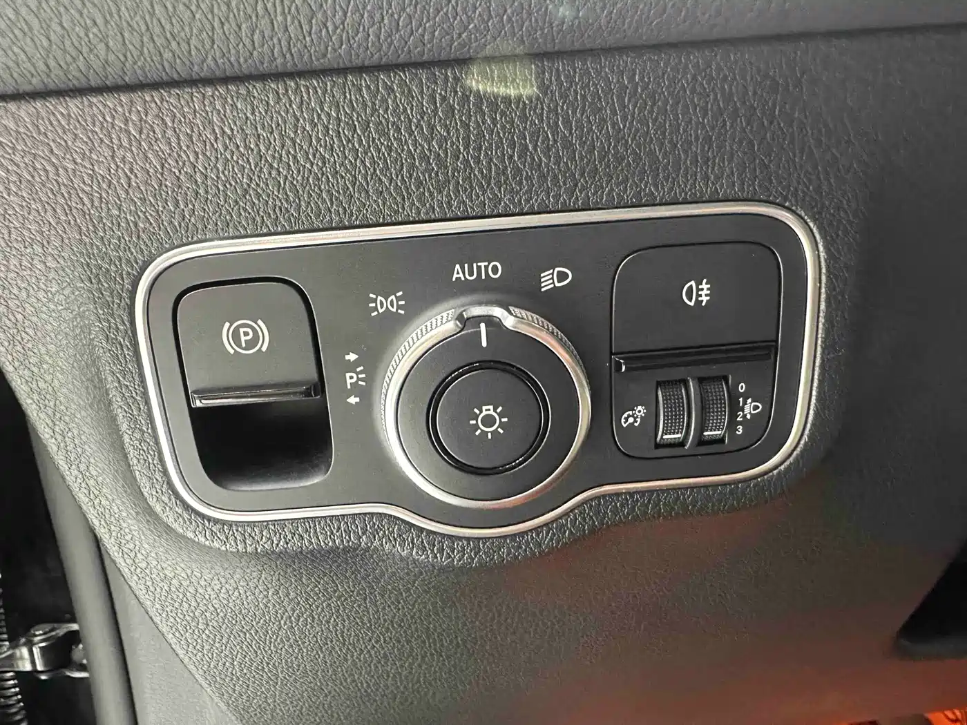 Фото 9 - Mercedes-Benz GLB