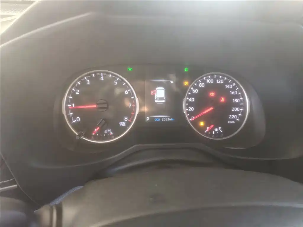 Toyota Wildlander 2020 2.0L CVT FWD Leading Edition фото 12