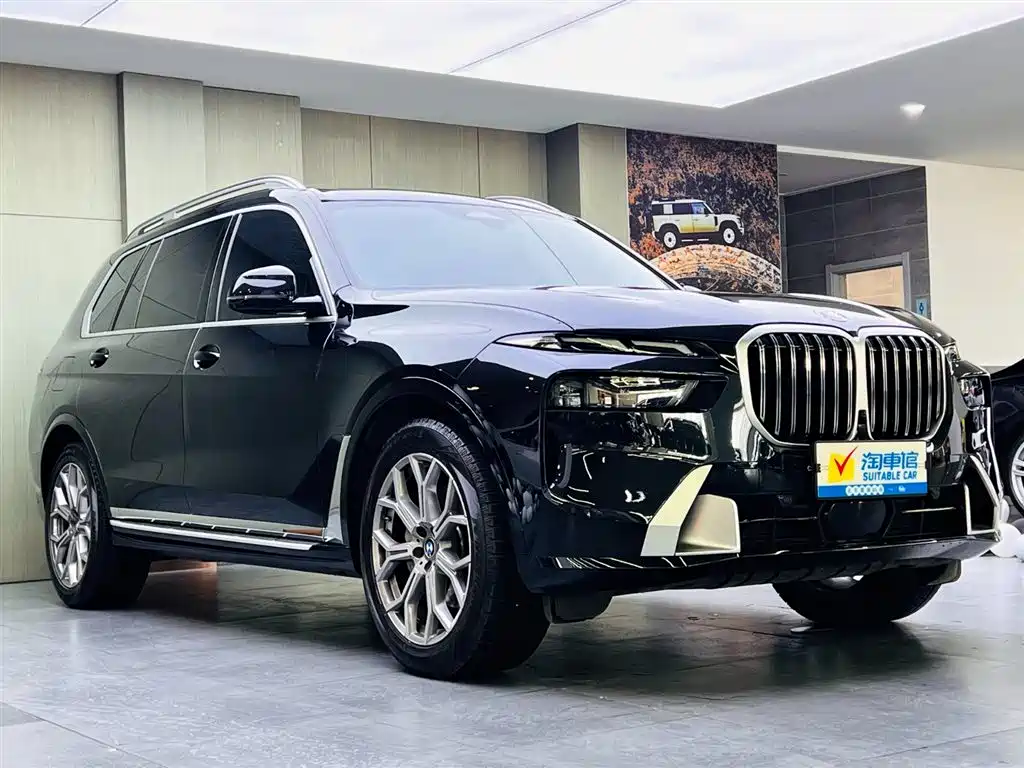 BMW X7 2023 xDrive40i Leading Luxury Package фото 3