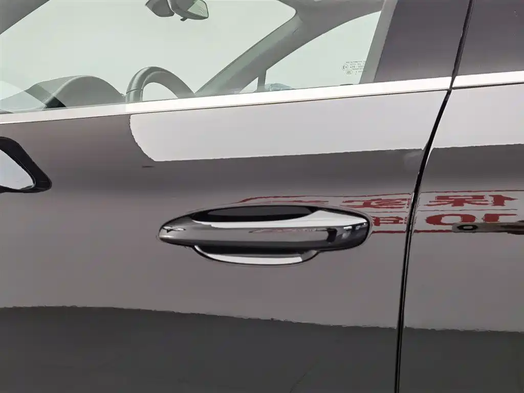 Porsche Macan 2021 Macan 2.0T фото 18