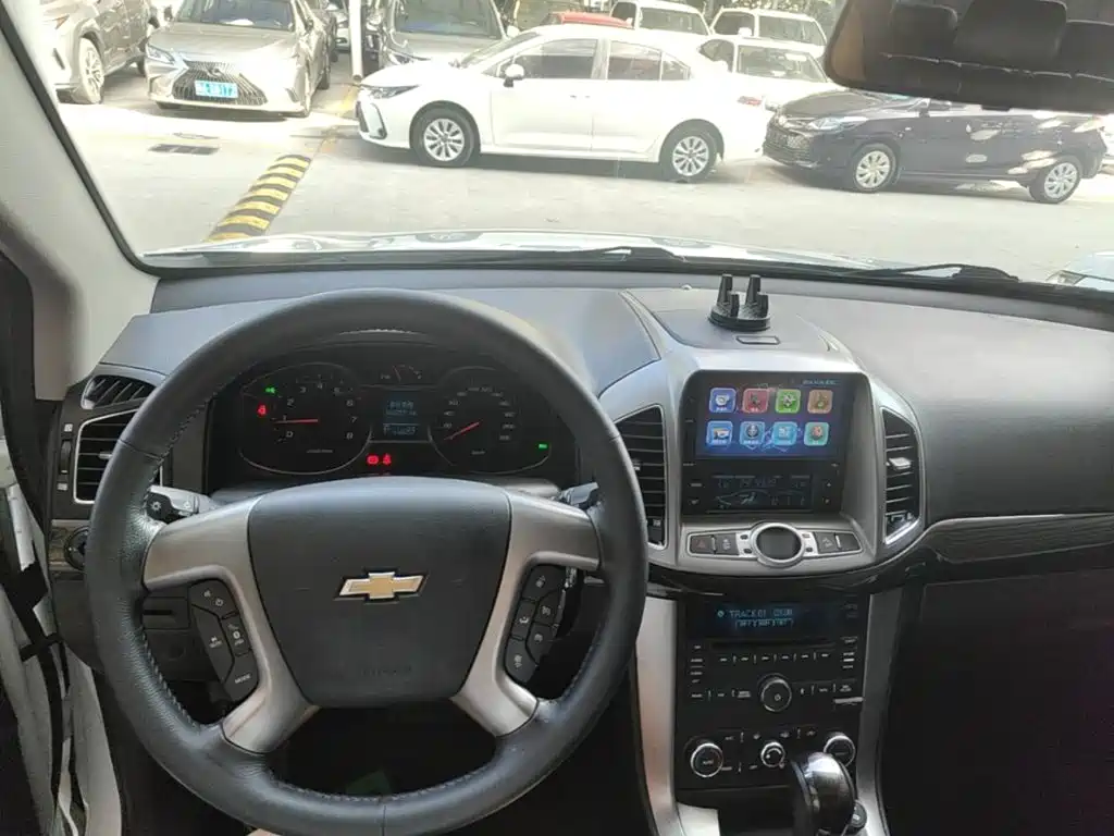 Chevrolet Captiva 2016 2015 2.4L AWD Flagship 7-Seater