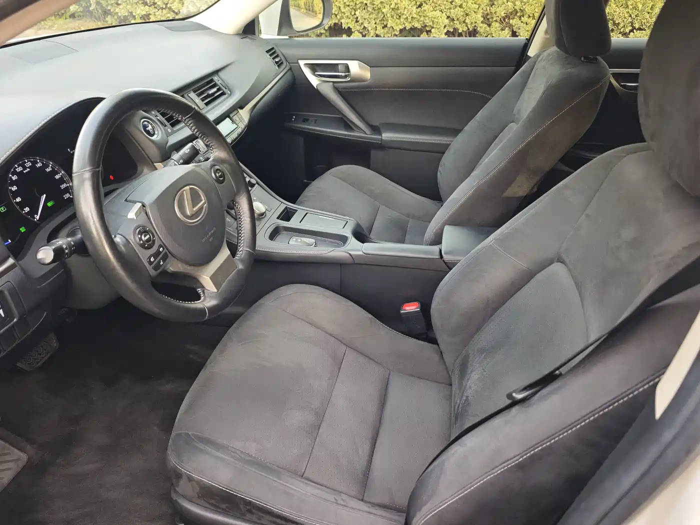 Lexus CT 2017 CT200h Elite Edition Monochrome China V фото 8