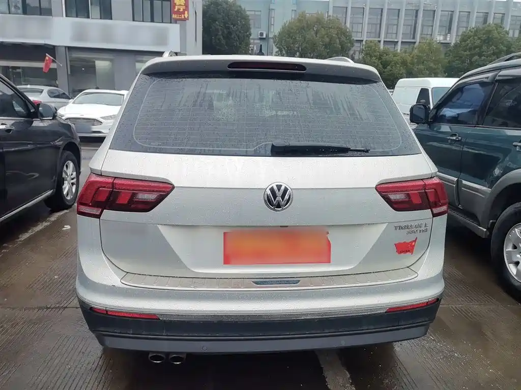 Volkswagen Tiguan L 2019 Facelift 330TSI Auto 2WD Smart Luxury China VI фото 6