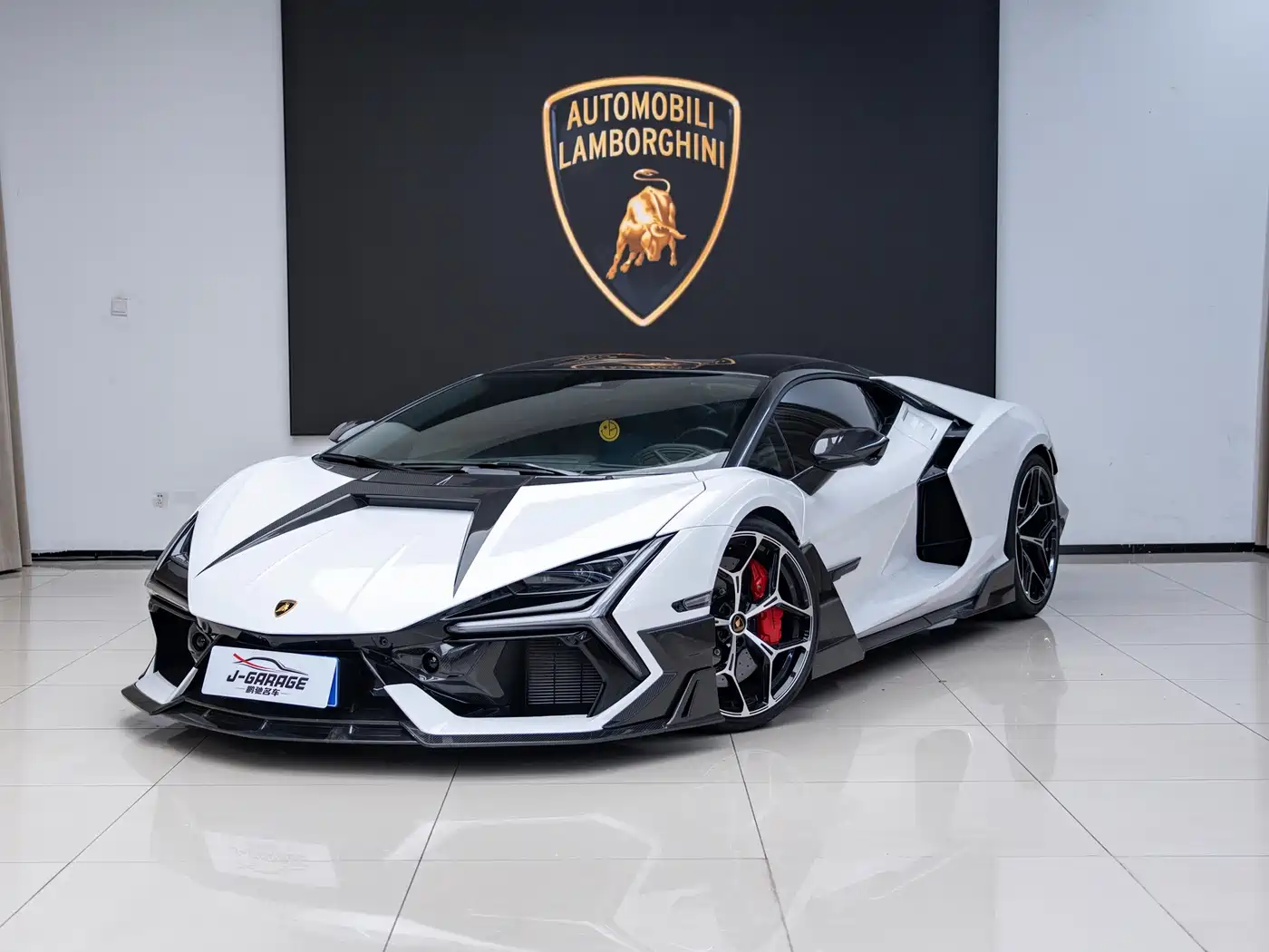 Lamborghini Revuelto 2025 2025 Base Model