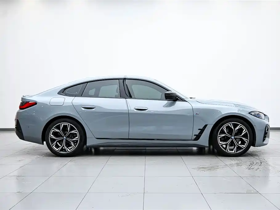 BMW 4 Series 2022 430i Gran Coupe M Sport Night Package фото 6