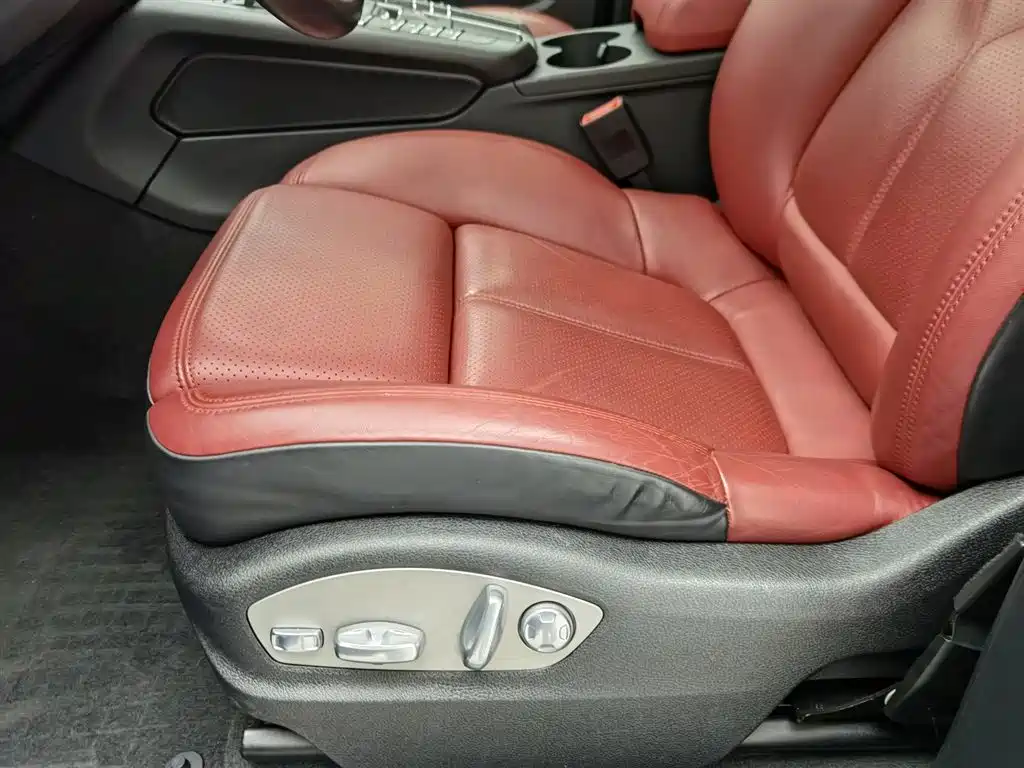 Porsche Macan 2021 Macan 2.0T фото 20