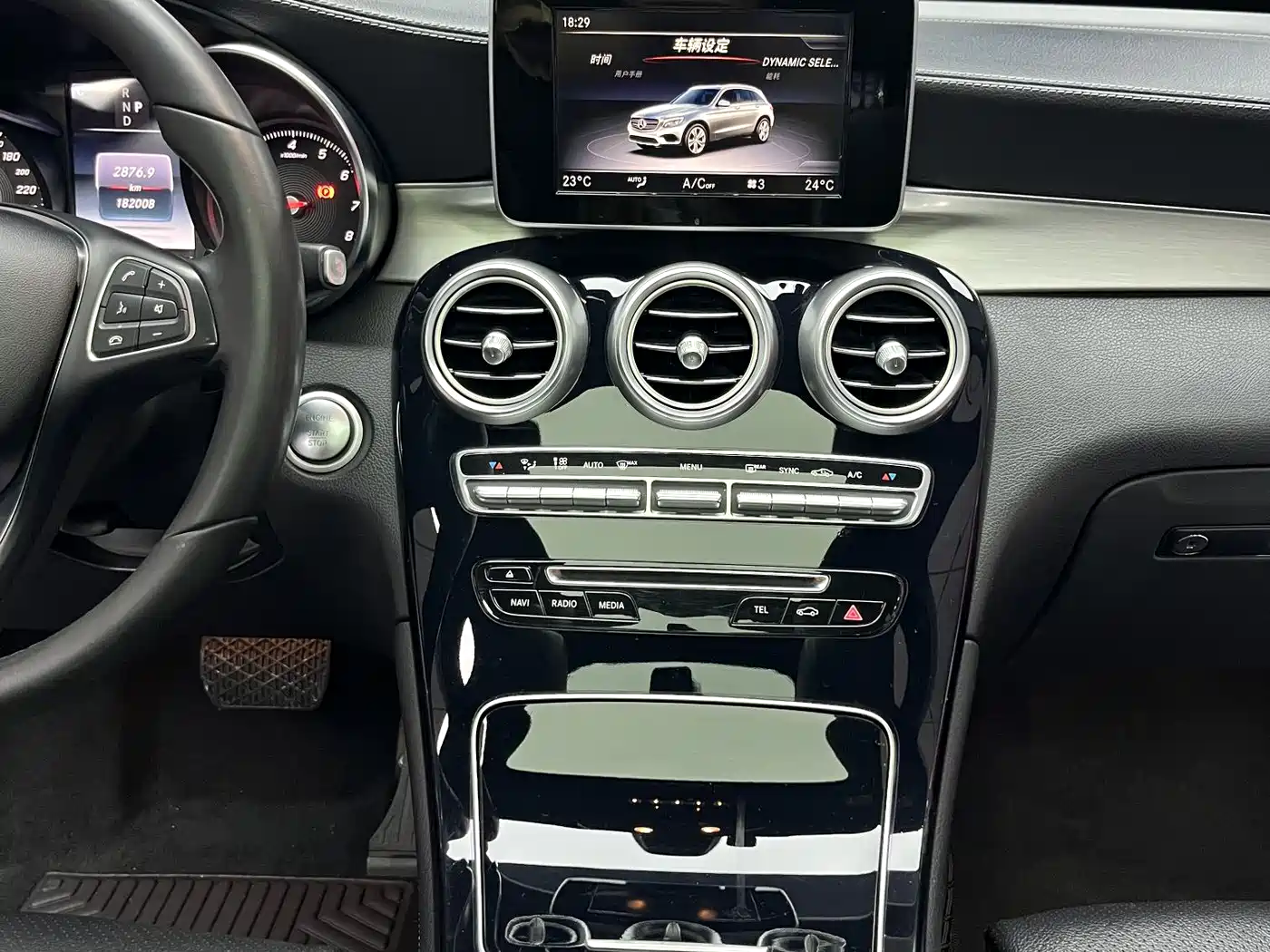 Mercedes-Benz GLC 2018 Facelift GLC 200 4MATIC фото 15