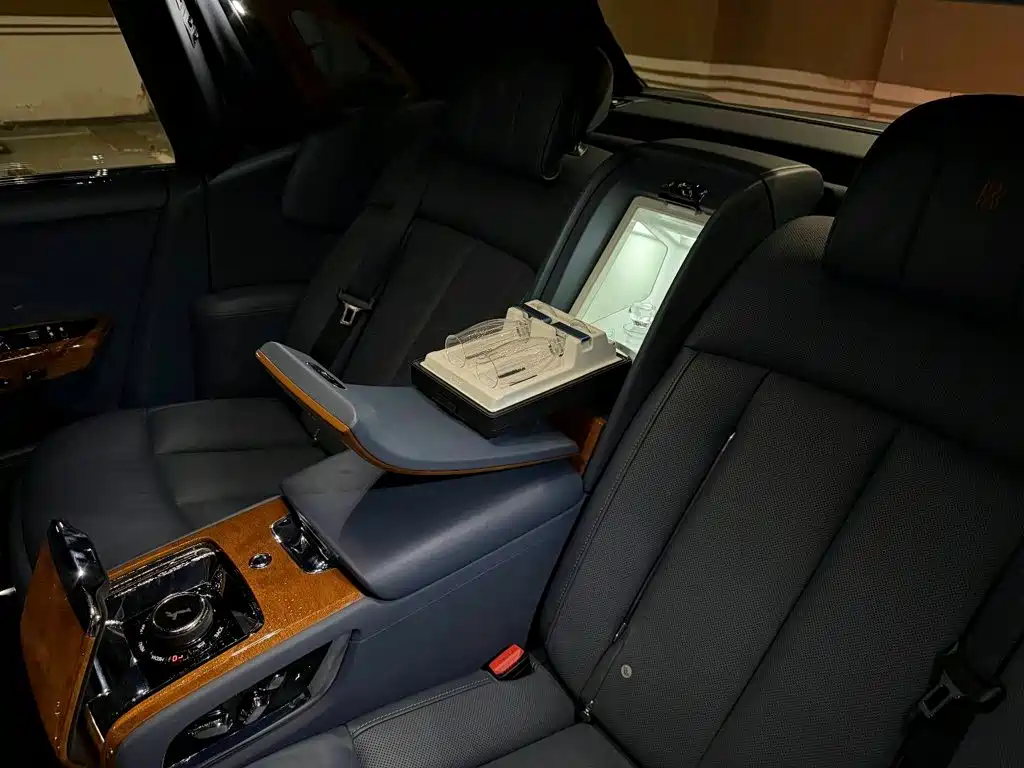 Rolls-Royce Phantom 2020 2018 6.7T Long Wheelbase Version
