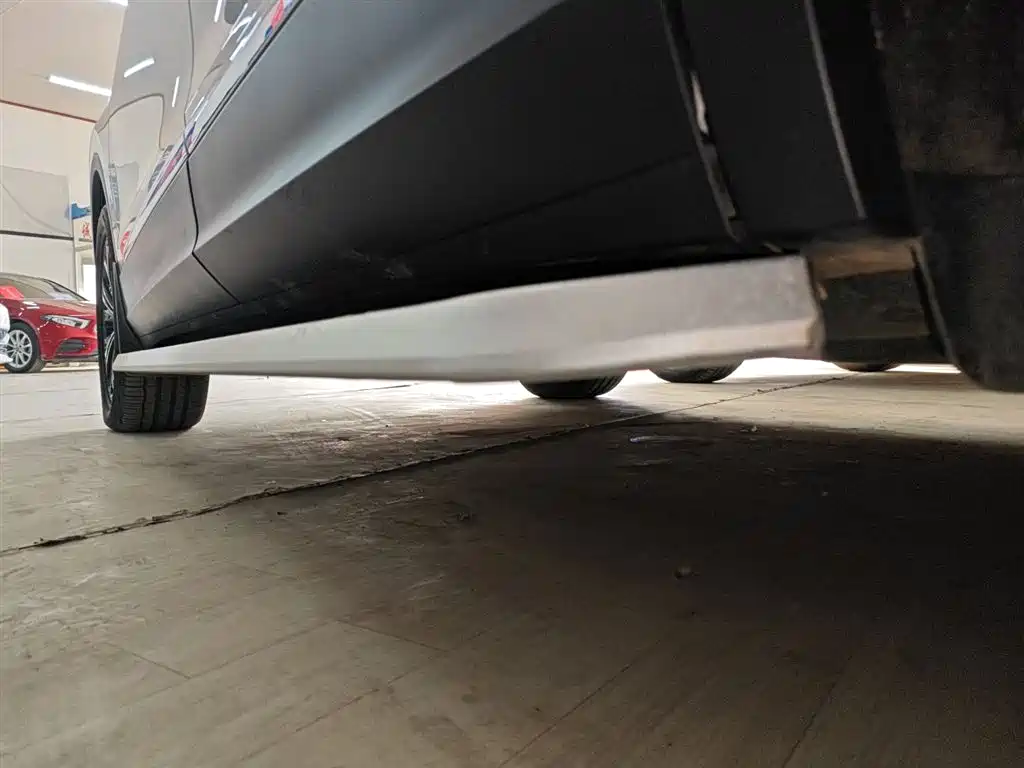 Volkswagen Tiguan L 2021 330TSI Automatic 2WD Smart фото 22