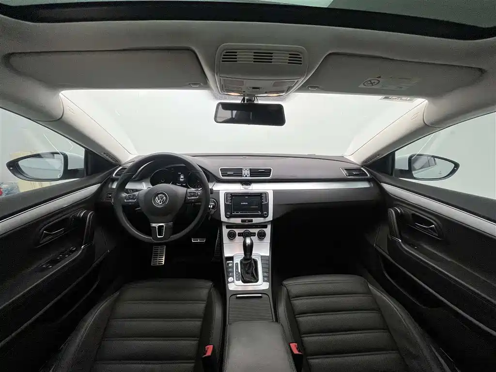 Volkswagen FAW-Volkswagen CC 2016 Model 1.8TSI Luxury фото 10