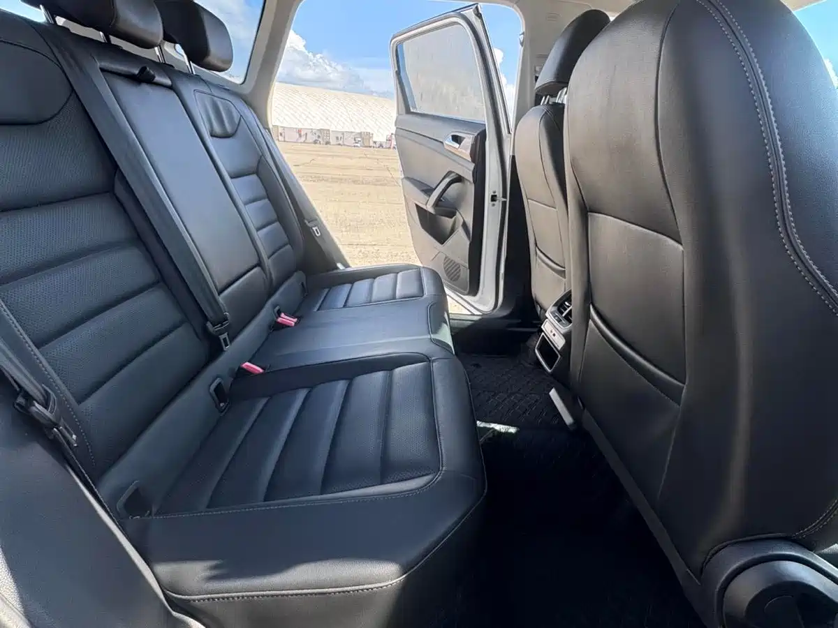 Volkswagen Tharu, миниатюра 7