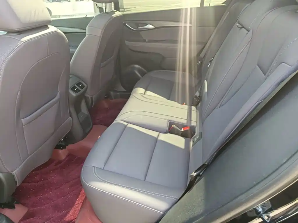 Buick Envision Plus 2026 2026 Envision Plus 28T FWD Base