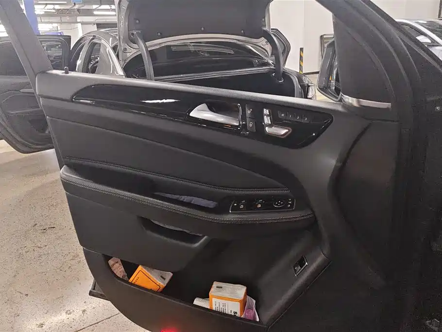 Mercedes-Benz GLE 2016 GLE 400 4MATIC фото 7