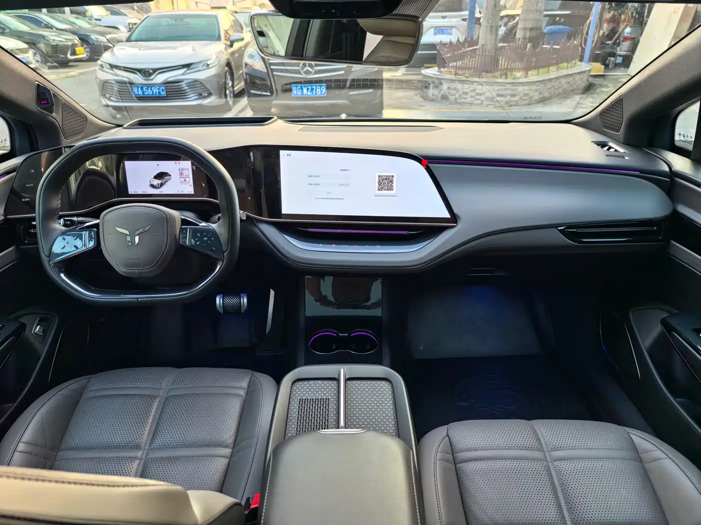 Hongqi EH7 2024 Model 760 Pro+ AWD фото 8