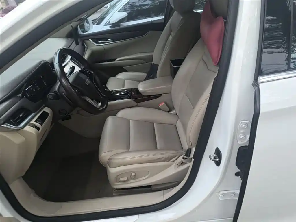 Cadillac XTS 2017 28T Technology фото 15