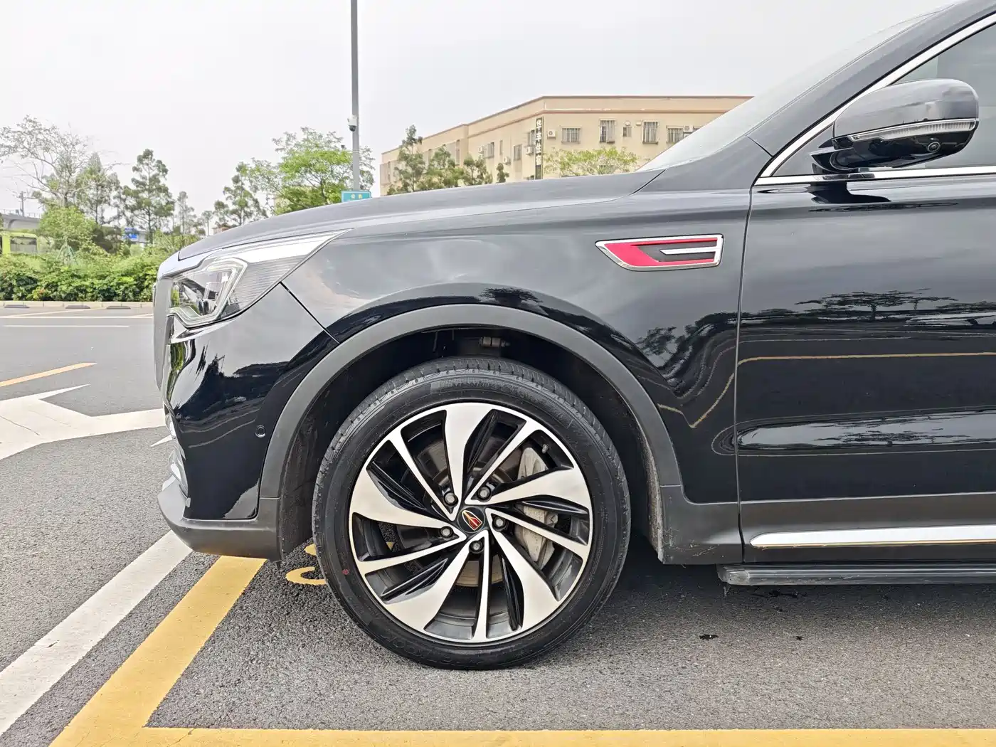 Hongqi HS7 2022 3.0T Auto 4WD Smart Connect Flagship 7-Seater фото 25