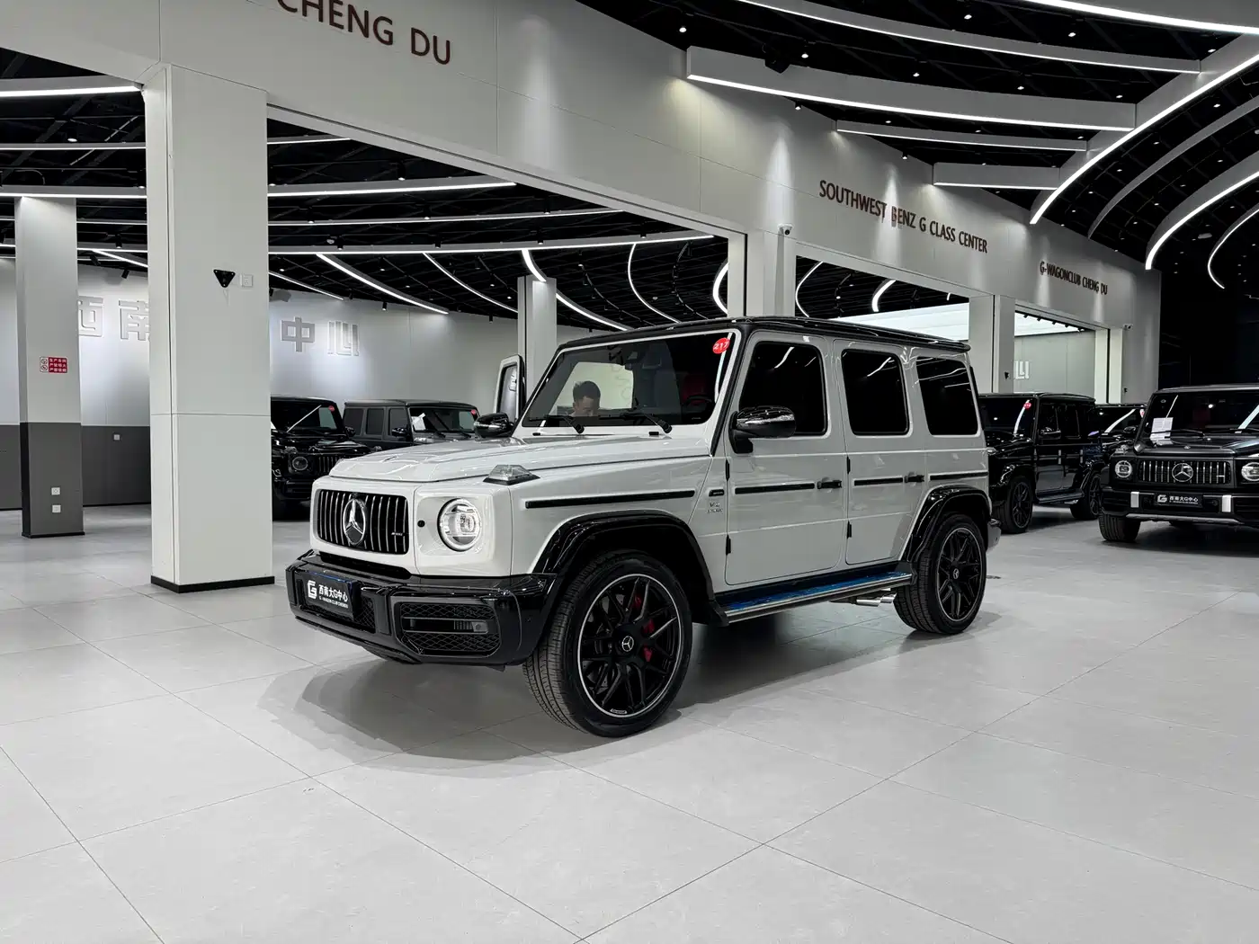 Mercedes-Benz G-Class AMG 2022 AMG G 63 фото 3