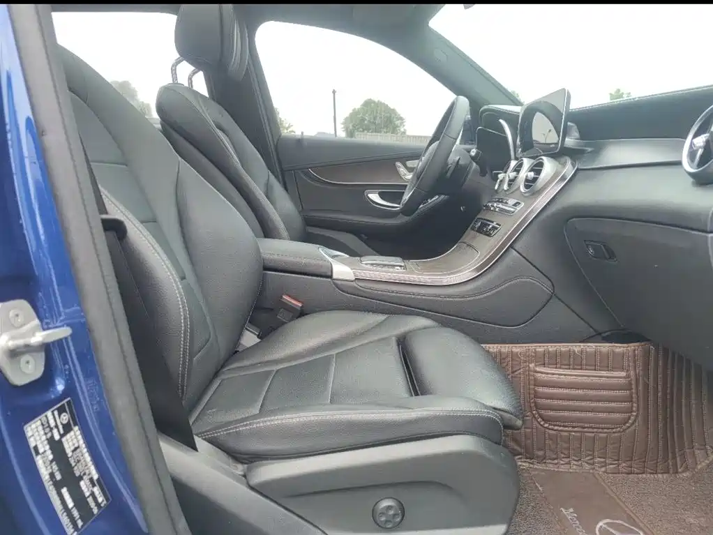 Mercedes-Benz GLC 2020 Facelift GLC 260 L 4MATIC Luxury фото 17