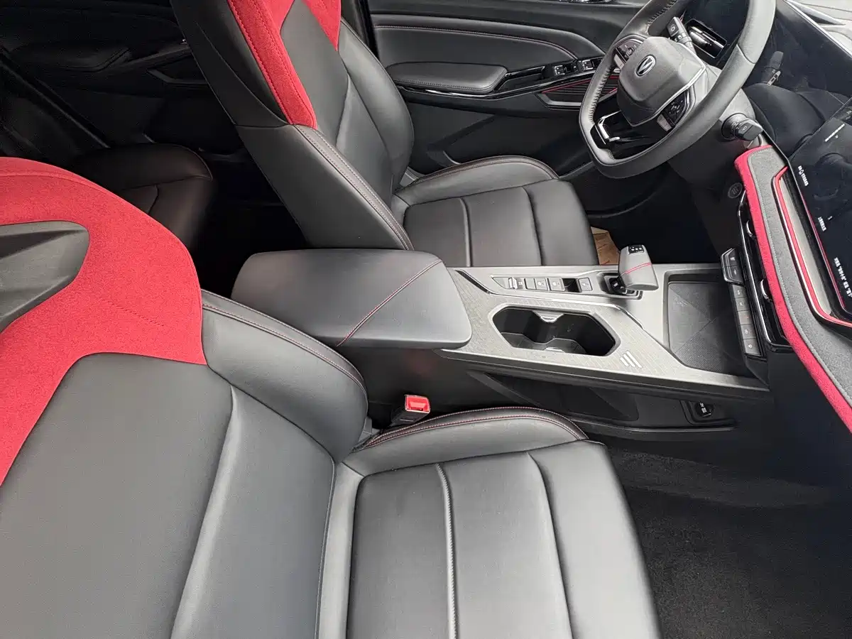 Changan X5 PLUS 2024 2024 1.5T DCT Pioneer Model