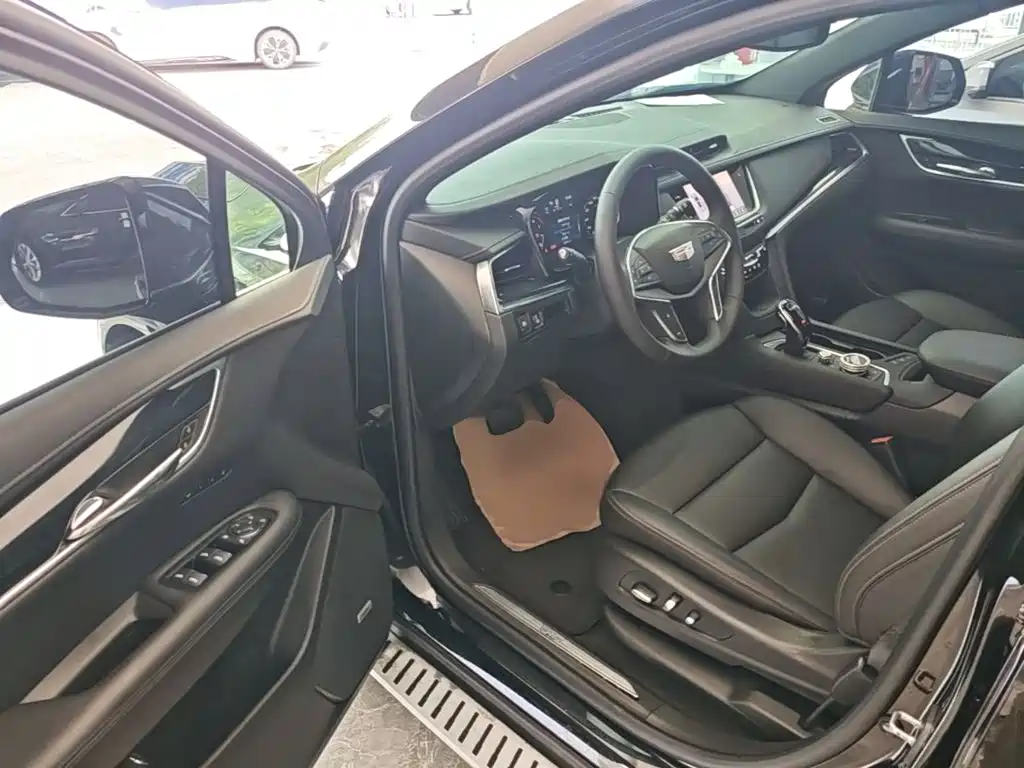 Cadillac XT5 2024 2023 2.0T 2WD Fashion Edition