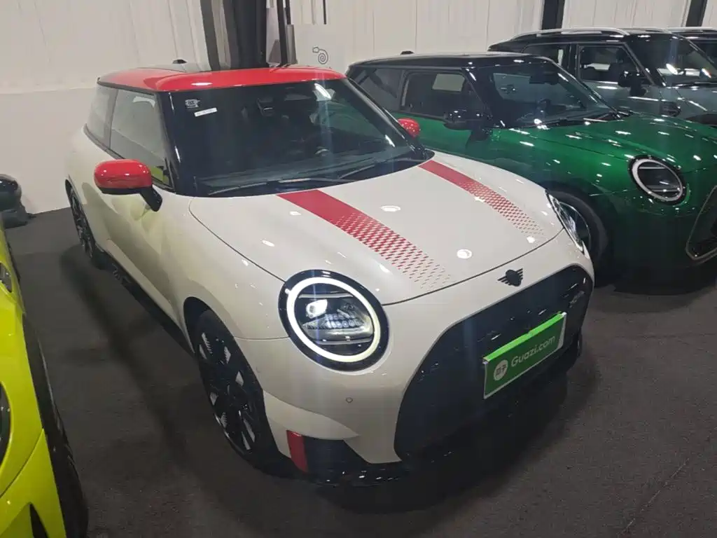 MINI Electric MINI JCW 2025 2025 JOHN COOPER WORKS