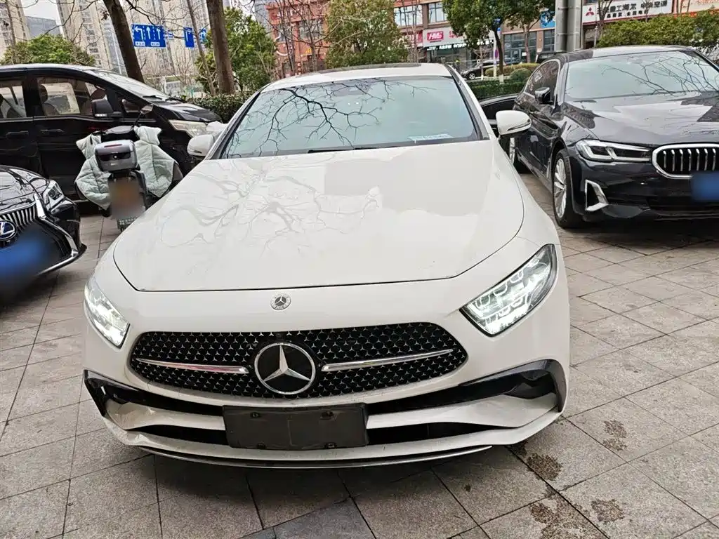 MERCEDES-BENZ CLS