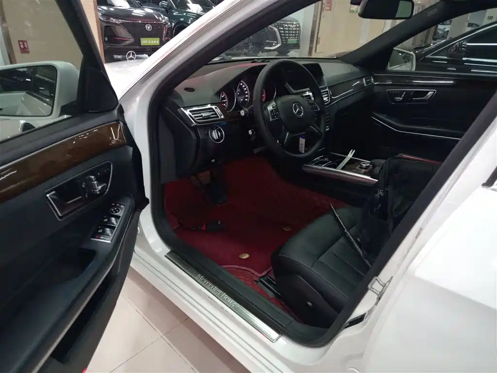 Mercedes-Benz E-Class 2015 Facelift E 260 L фото 15