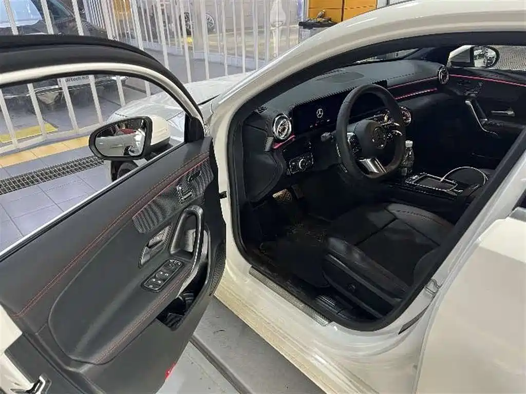 MERCEDES-BENZ CLASS A