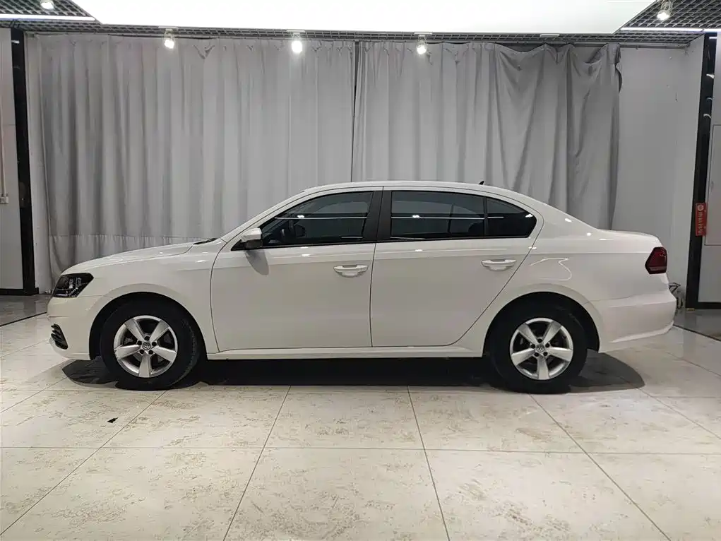 Volkswagen Lavida 2019 Lavida Start 1.5L Auto Trend (China VI) фото 20