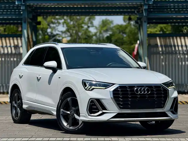 Audi Q3 2019 40 TFSI Fashion Dynamic — фото 3