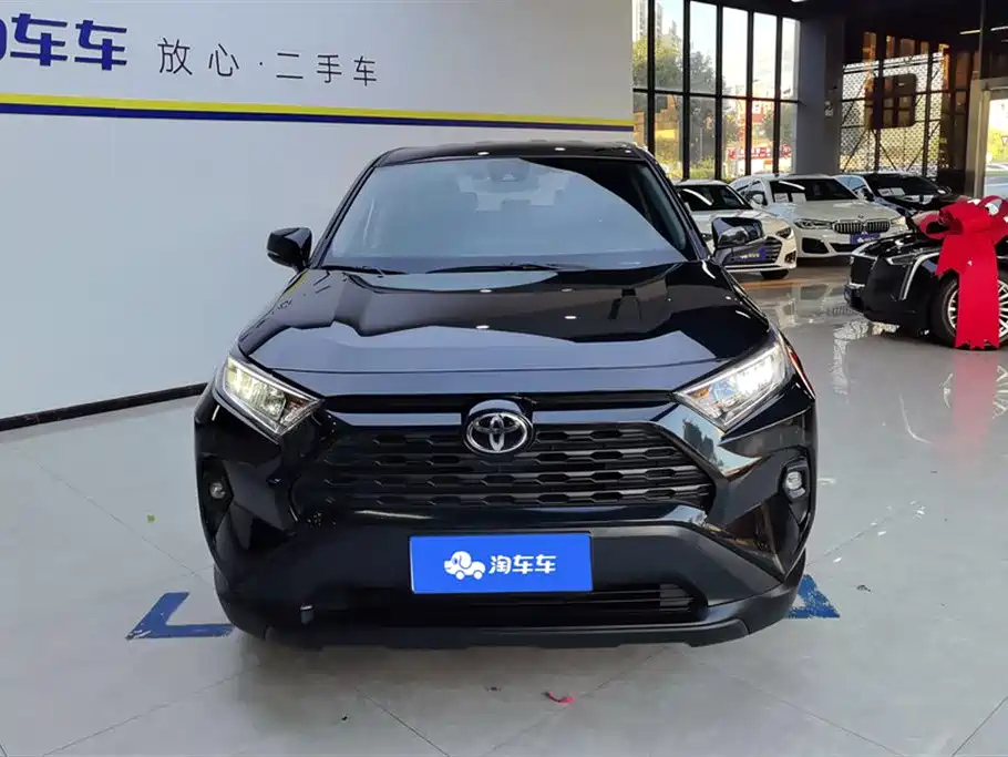 Toyota RAV4 Rongfang 2023 2.0L CVT 2WD Urban Edition фото 2